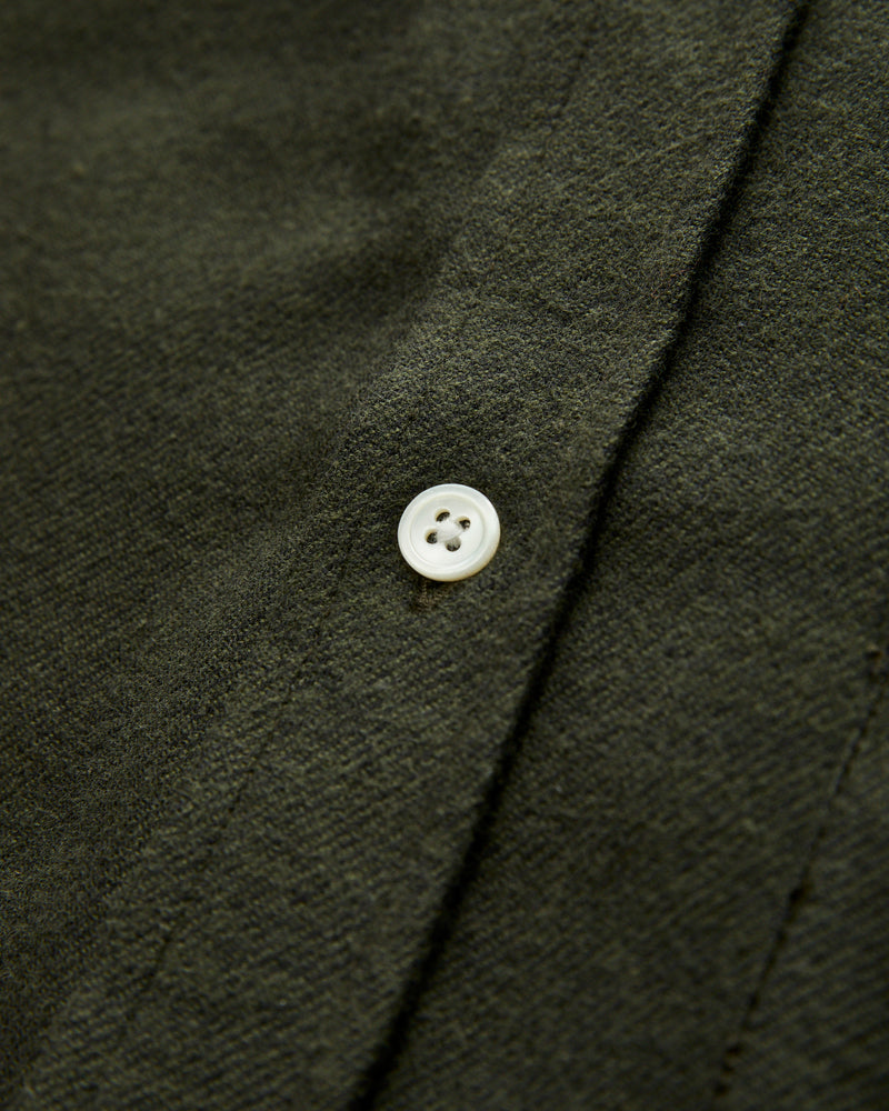 Teca 2 Button-Up Shirt in Forest Green