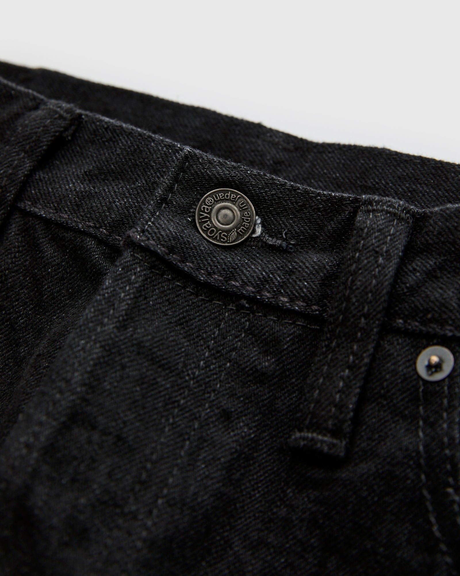 XX-019-BB 14oz Black Unsanforized Selvedge Denim - Relaxed Tapered