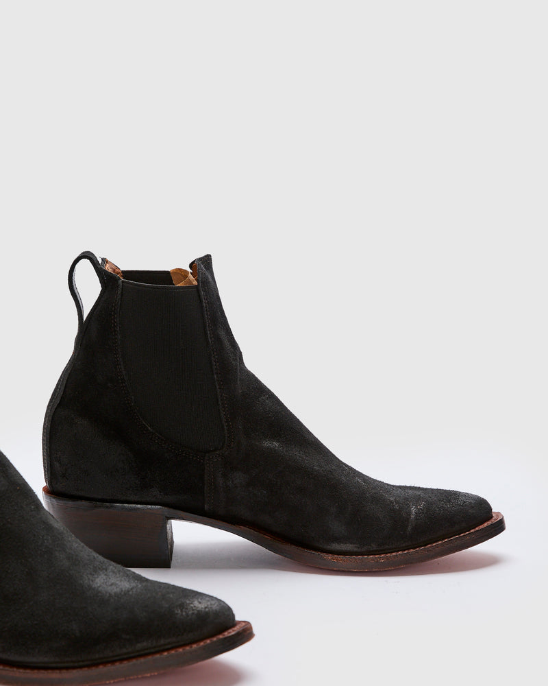 Plainview Chelsea Boot in Black Roughout