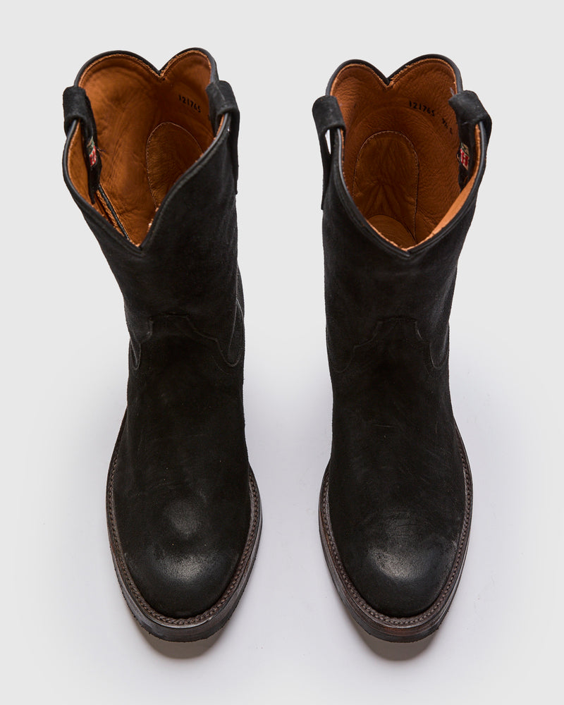 Walker Boot in Black Roughout
