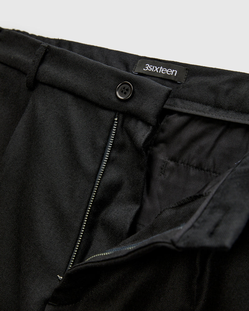 Pleated Trouser in Black Wool