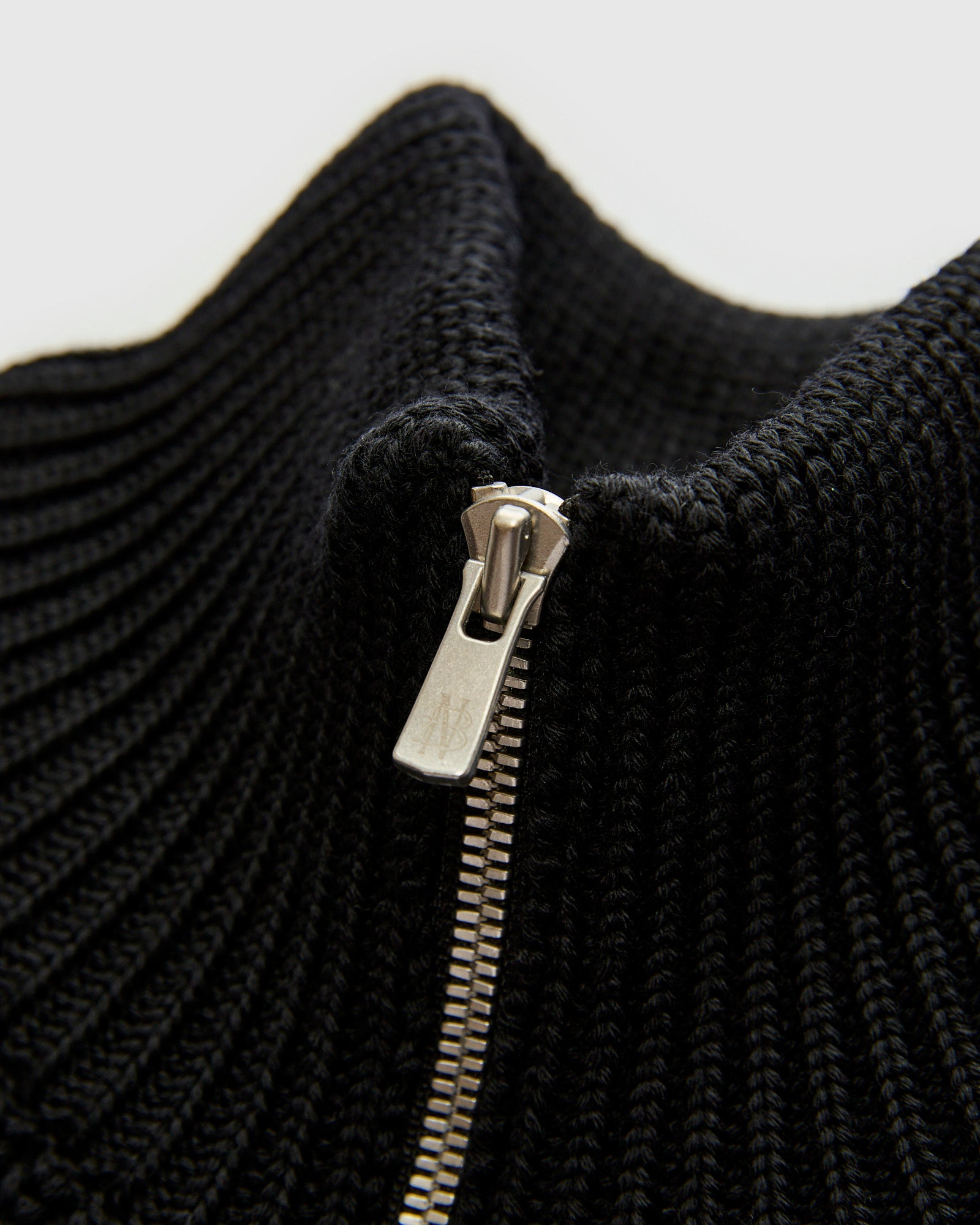 Signature Knit Wool Drivers Zip in Black – Blue Owl Workshop
