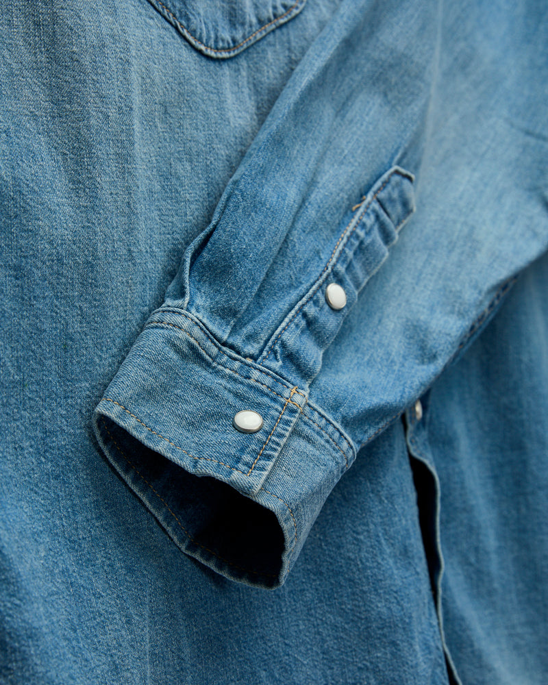 Hayes Pearl Snap Shirt in Washed Indigo