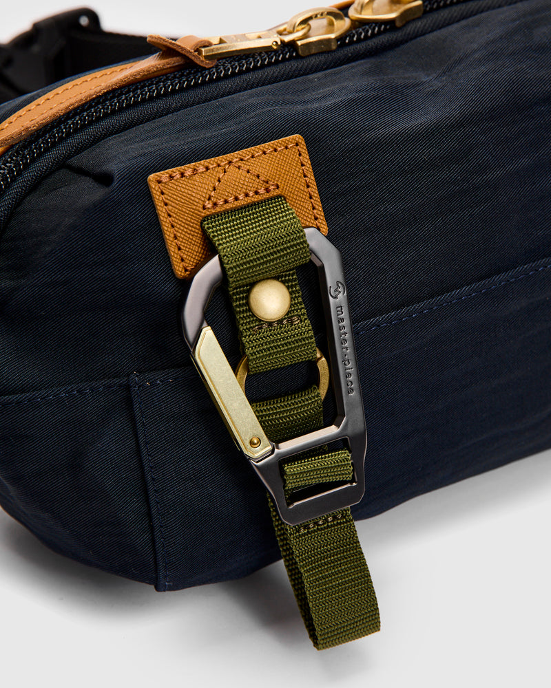 Link Waist Bag v2 in Navy
