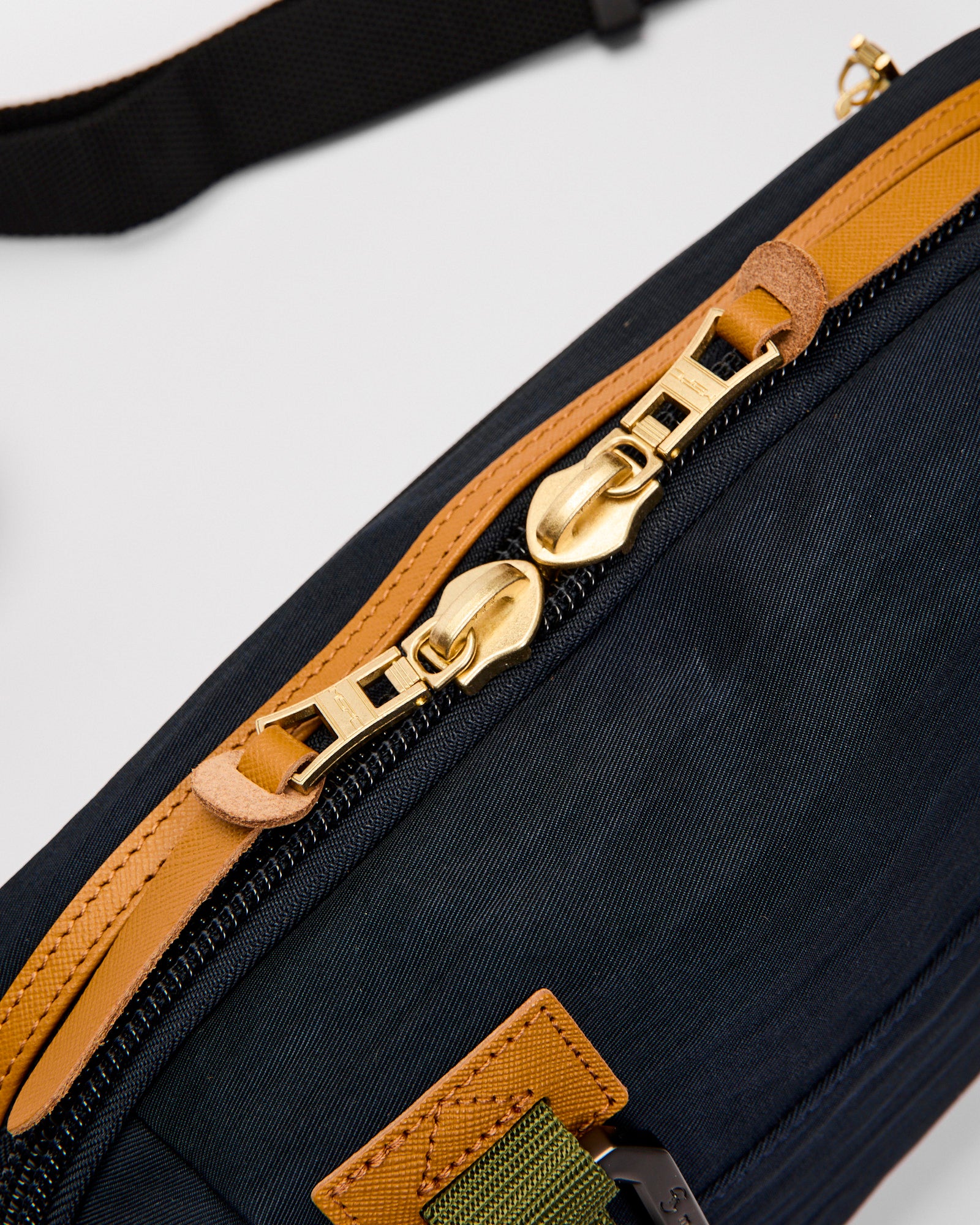 Link Waist Bag v2 in Navy – Blue Owl Workshop