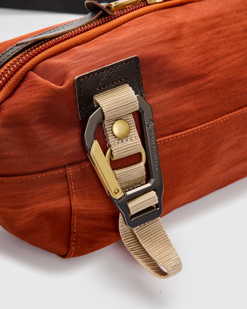 Link Waist Bag v2 in Orange