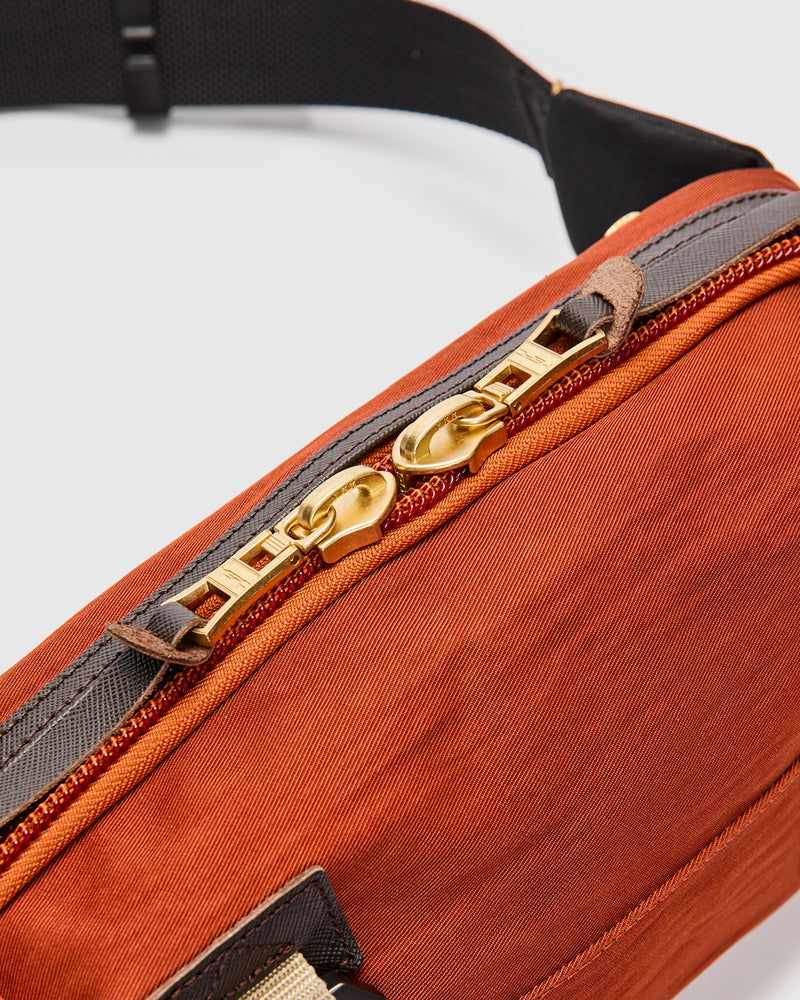 Link Waist Bag v2 in Orange