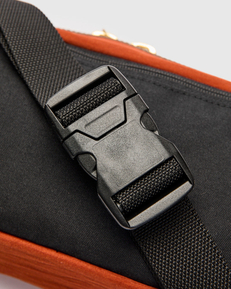Link Waist Bag v2 in Orange