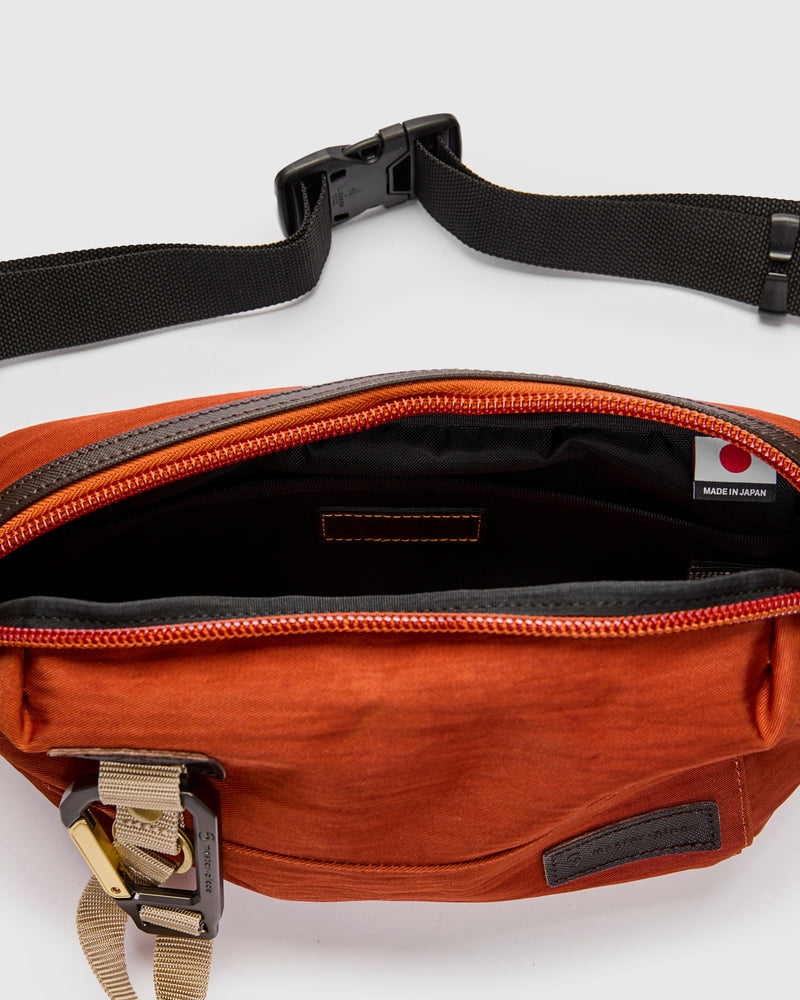 Link Waist Bag v2 in Orange