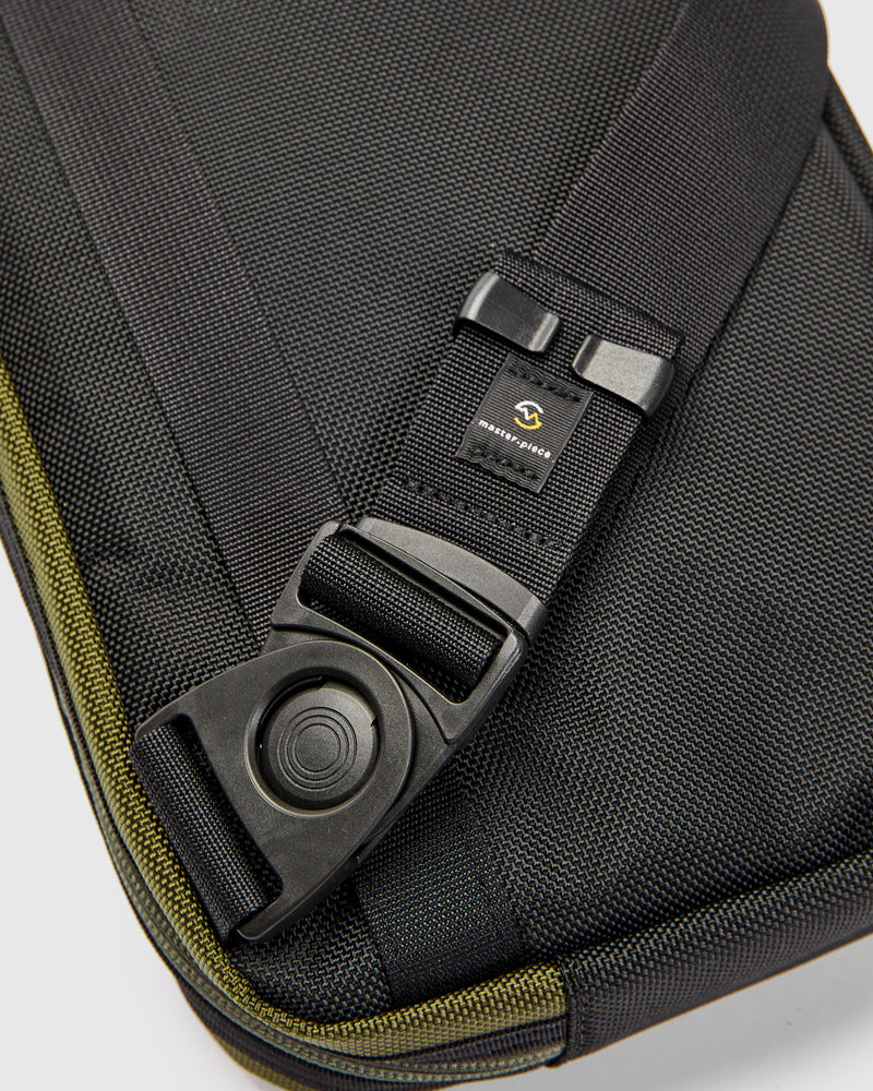 Scramble Shoulder Bag in Khaki