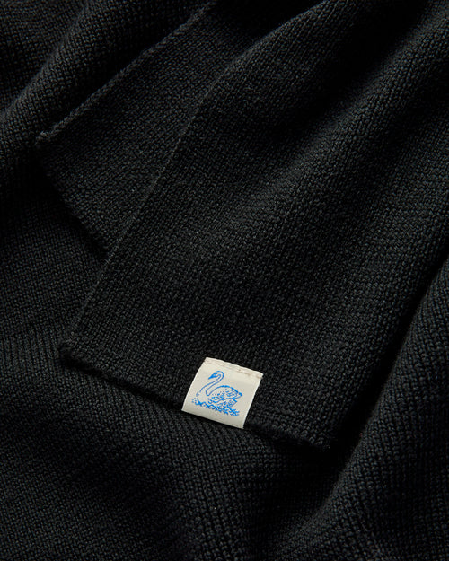 Merino Wool Classic Ribbed Scarf in Deep Black