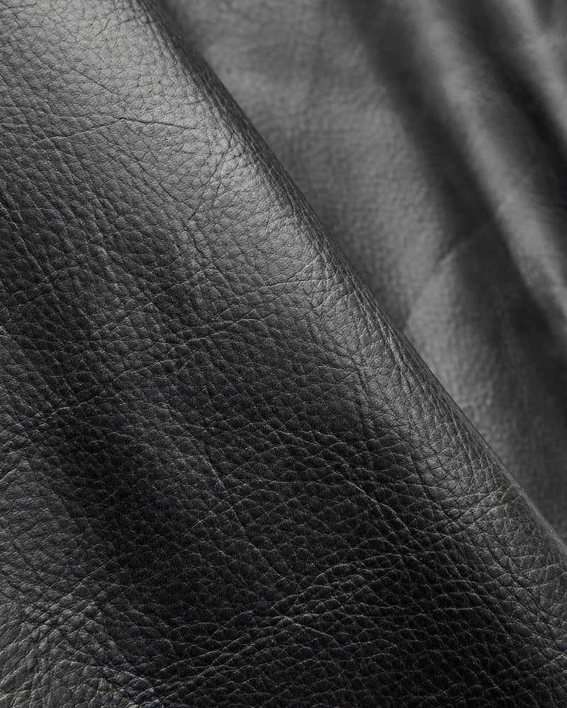 533 Pullup Cowhide Perfecto Jacket in Matte Black