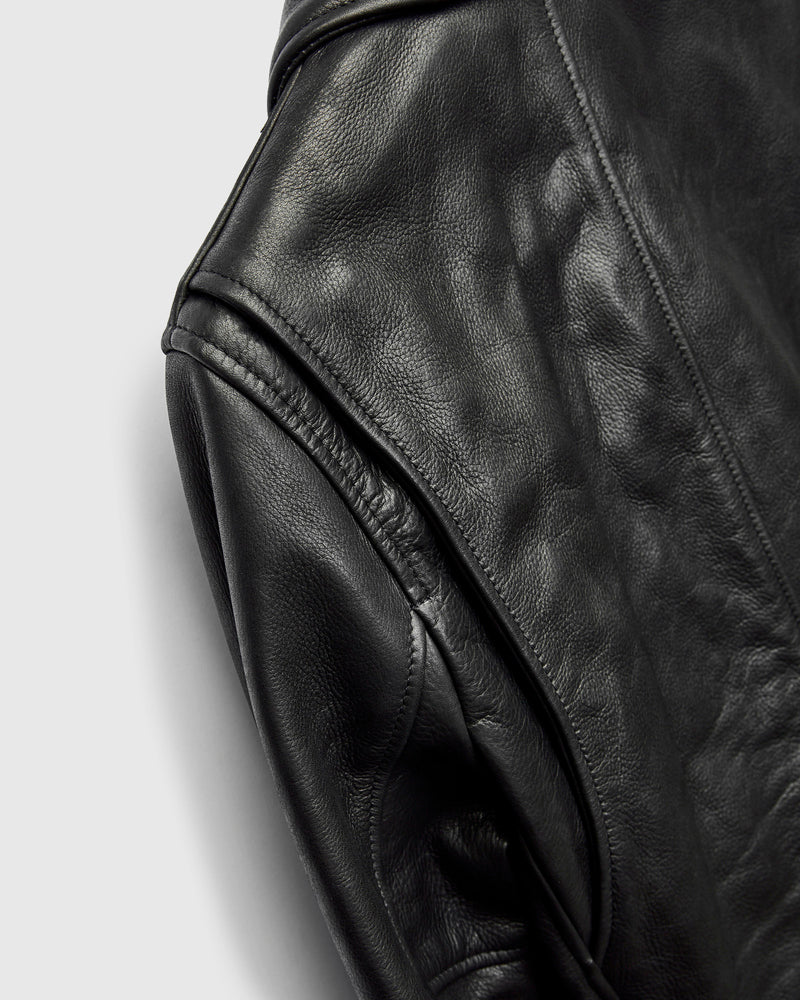 562 Pebbled Cowhide Weekender Jacket in Black