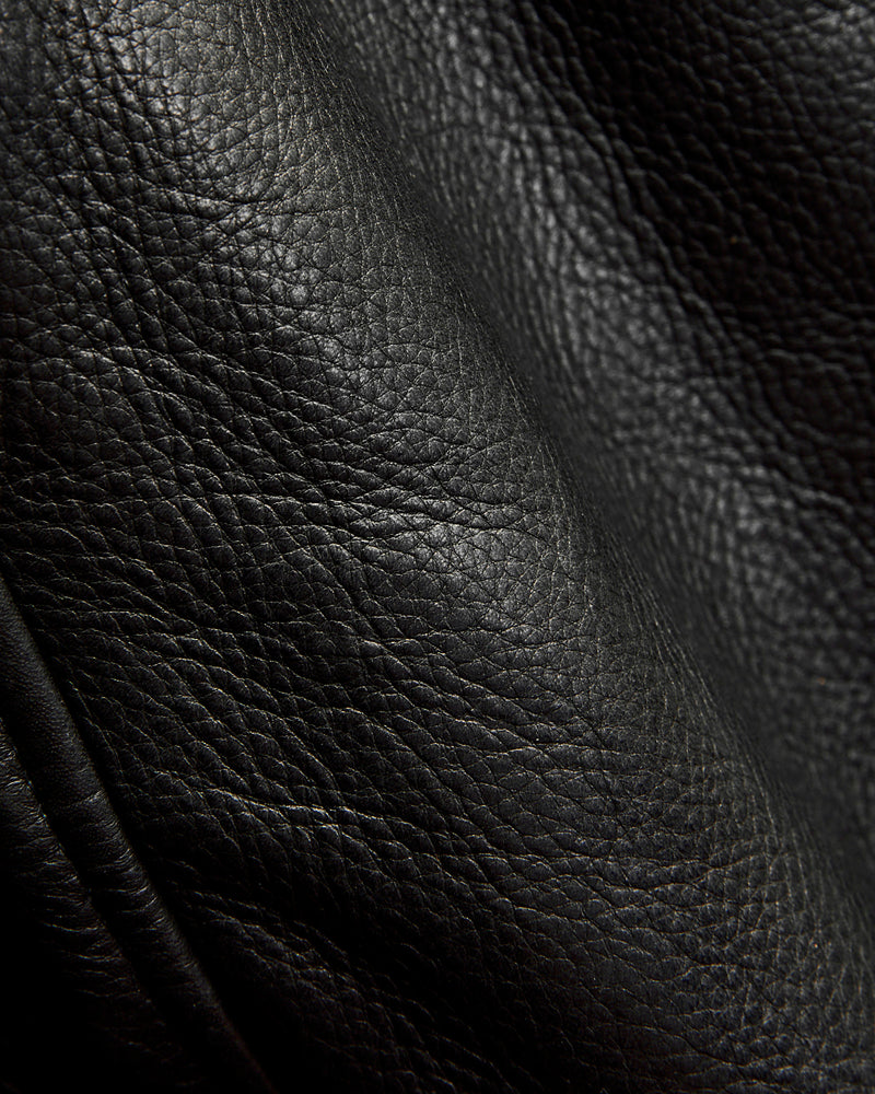 562 Pebbled Cowhide Weekender Jacket in Black