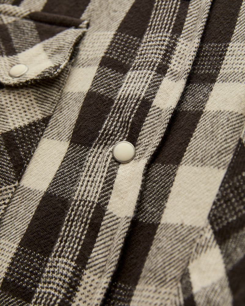 Washed Flannel Pearl Snap Shirt in Night Pitch