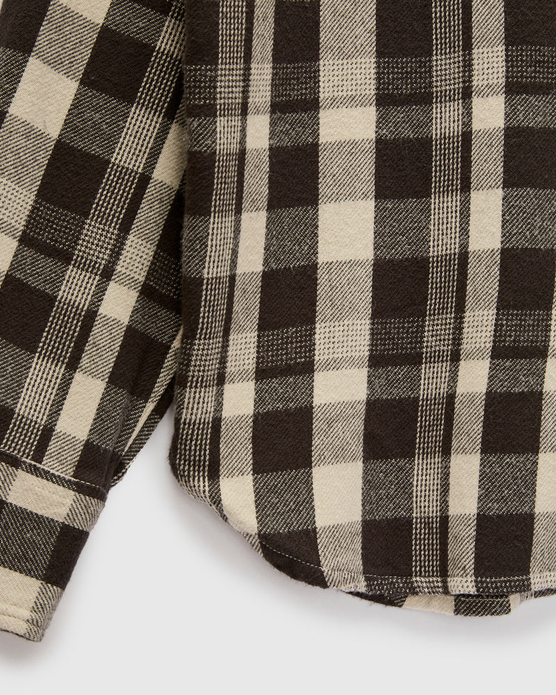 Washed Flannel Pearl Snap Shirt in Night Pitch