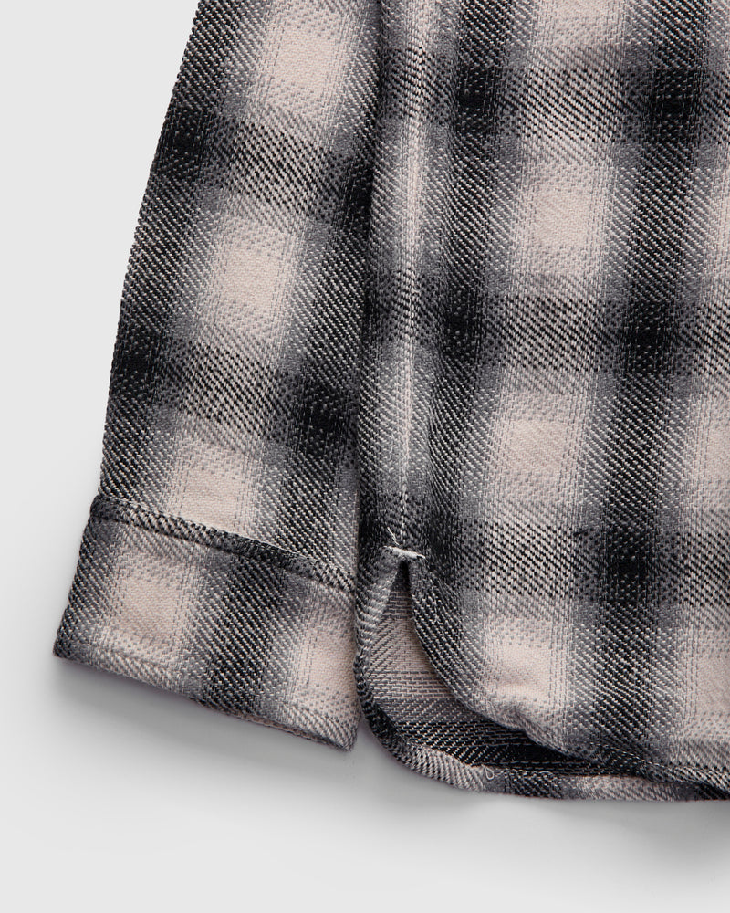 Crosscut Flannel in Cream/Black Plaid