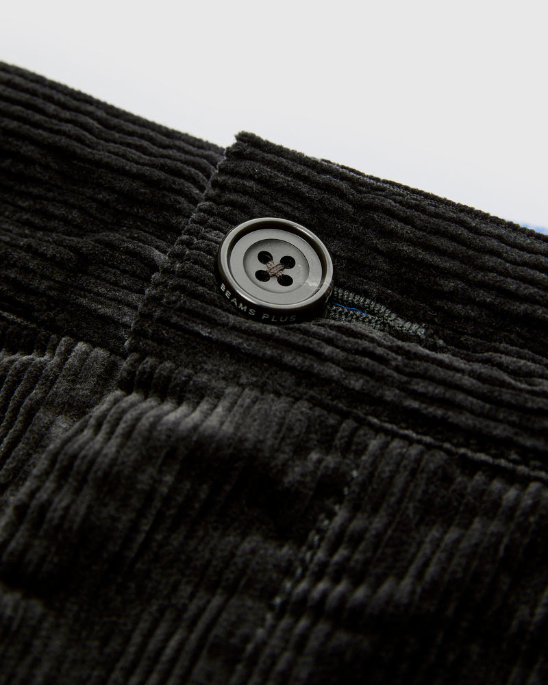 2-Pleat Corduroy Trousers in Charcoal