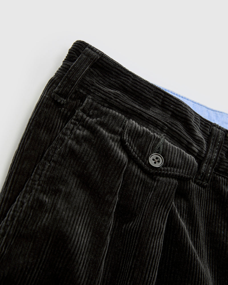 2-Pleat Corduroy Trousers in Charcoal