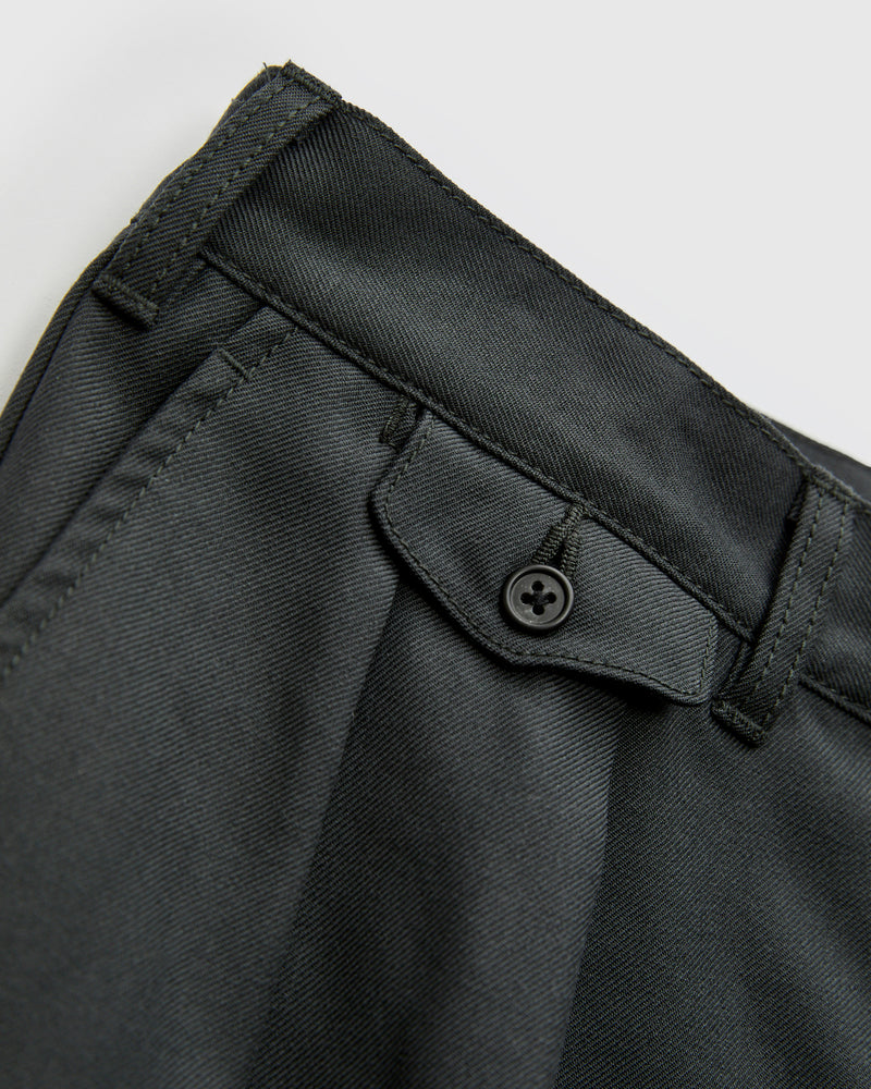 2-Pleat Laundry Wool Trousers in Charcoal