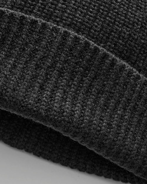 Recycled Cashmere Beanie in Black