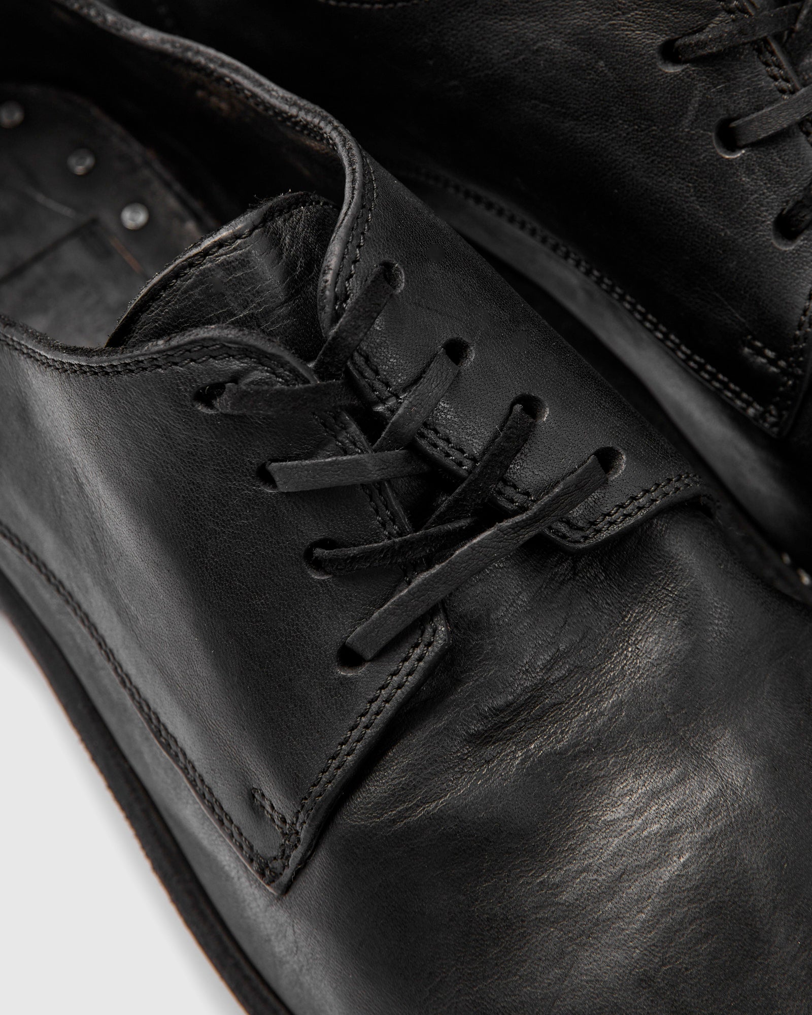 992 Classic Derby in Black Full Grain Horse Leather – Blue Owl