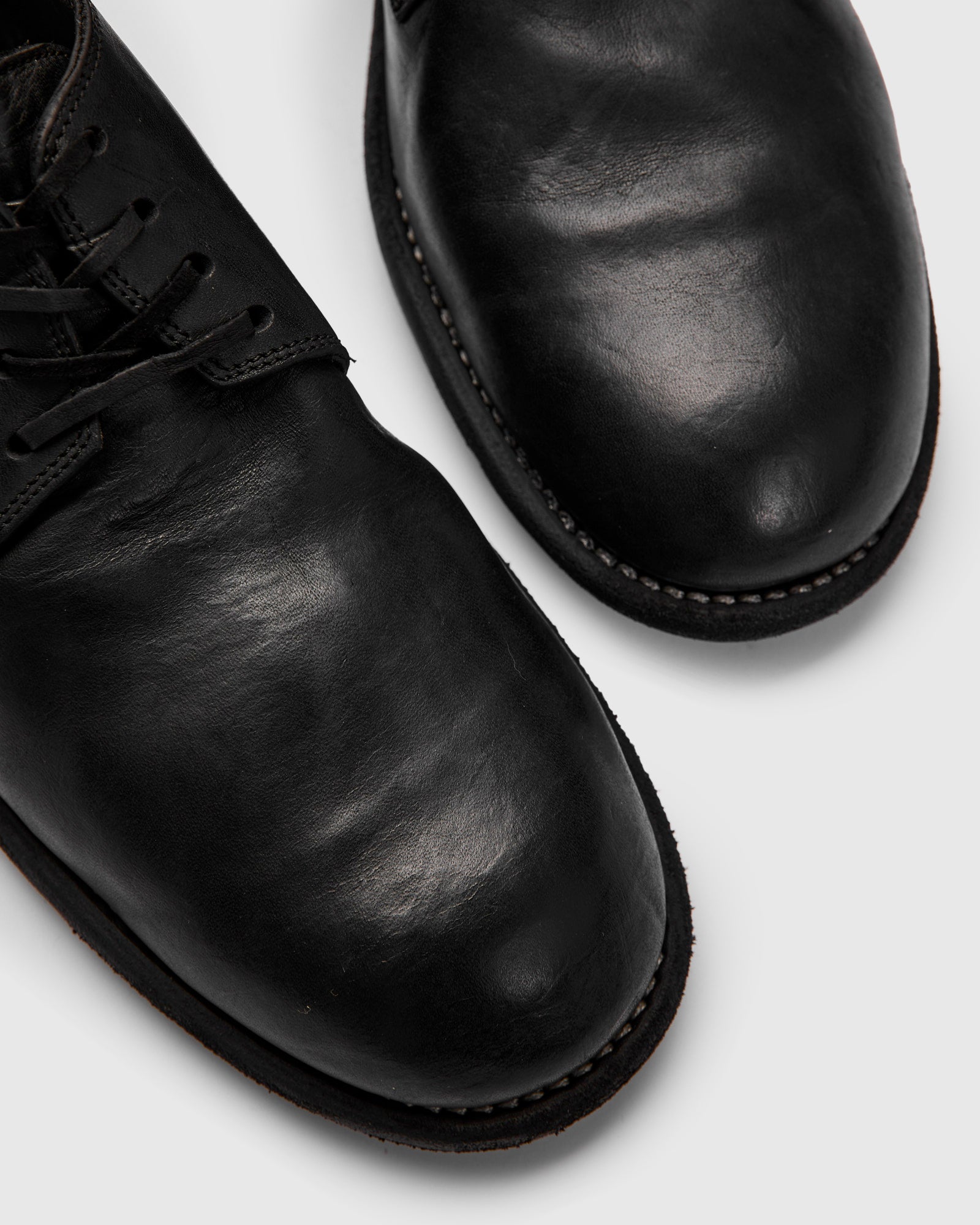 992 Classic Derby in Black Full Grain Horse Leather – Blue Owl