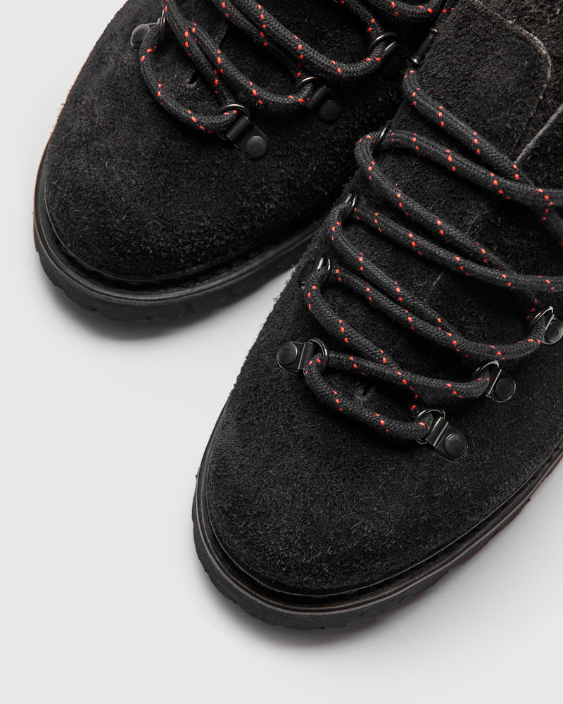 Clusaz Mountain Shoe in Velours Noir