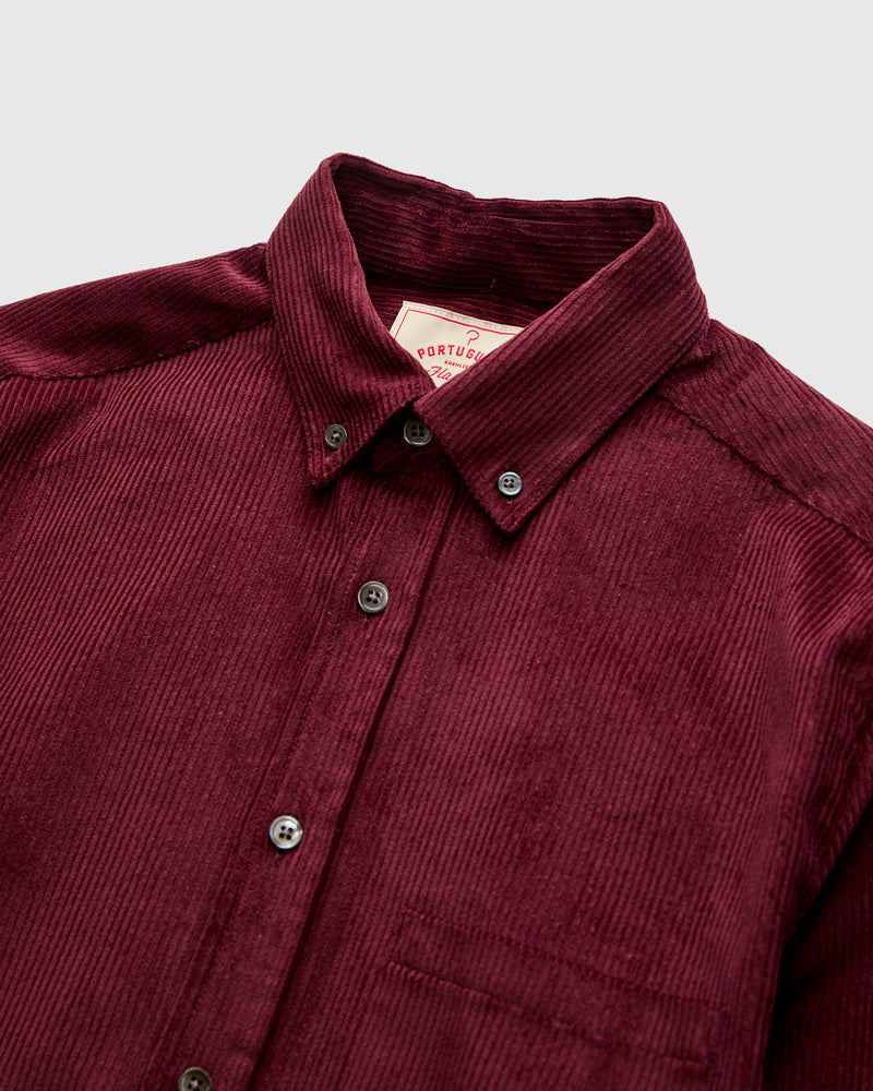 Lobo 2 Button-Up Shirt in Bordeaux