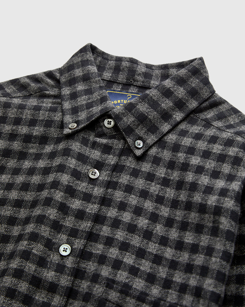 Roca Button-Up Shirt in Grey