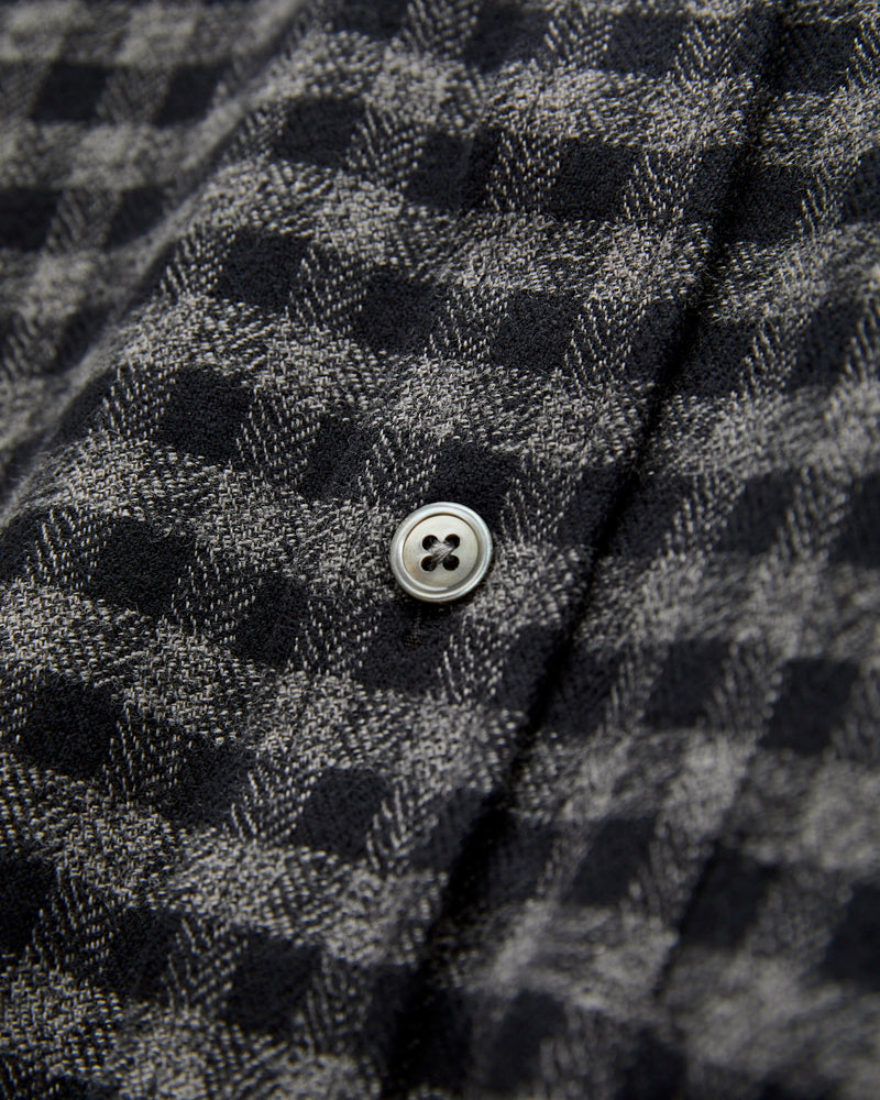 Roca Button-Up Shirt in Grey
