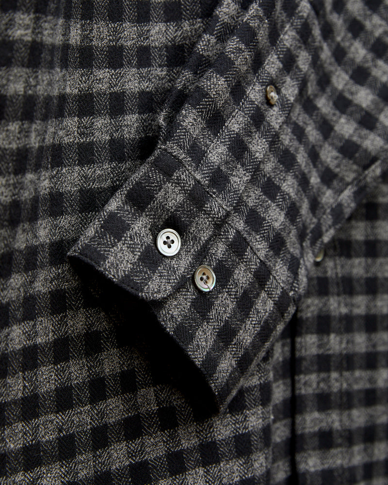 Roca Button-Up Shirt in Grey