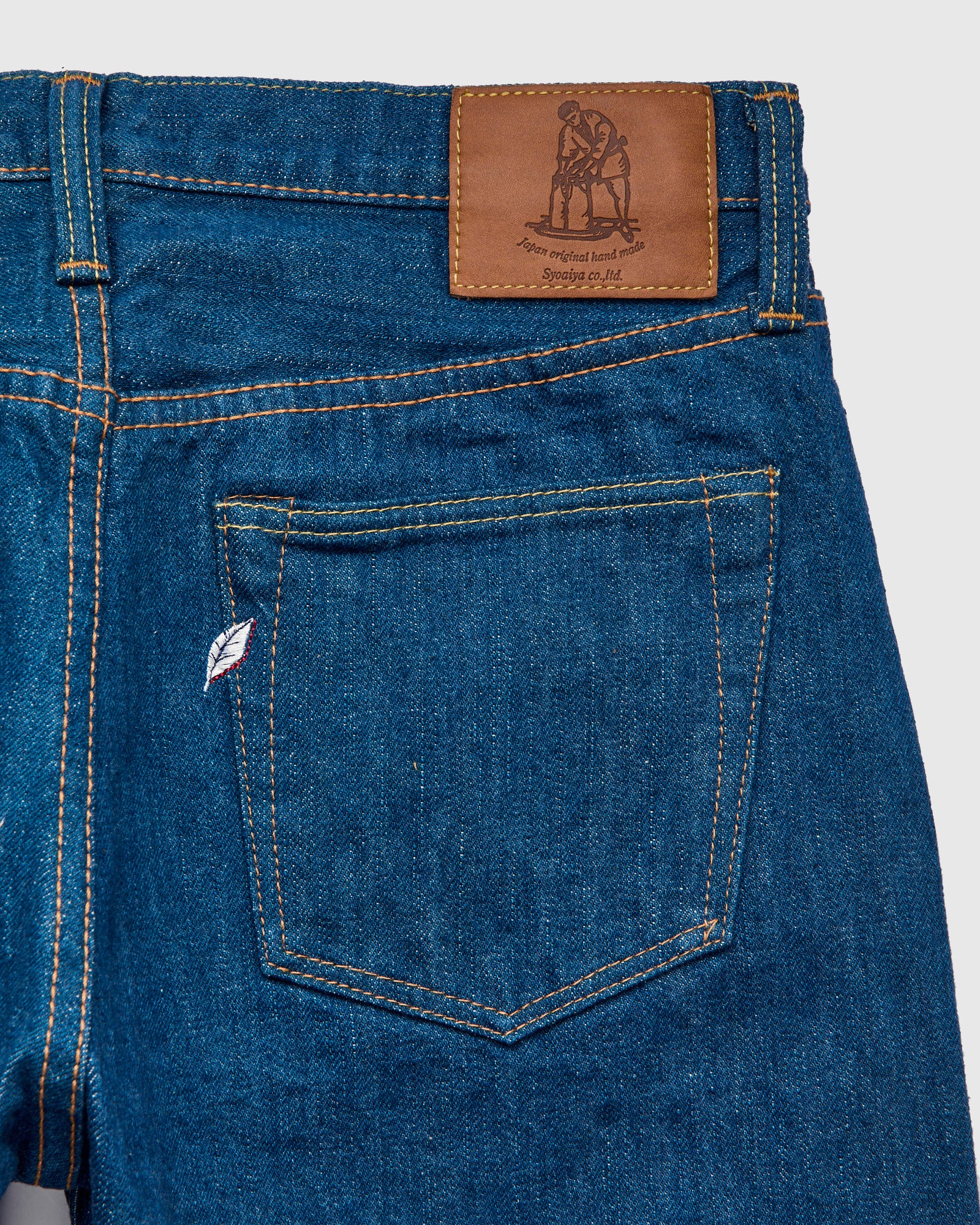 GRE-019 14oz Rinsed Selvedge Denim - Relaxed Tapered Fit – Blue