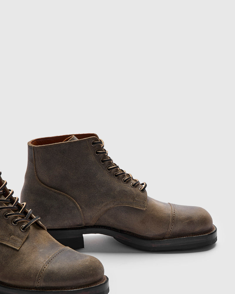 Service Boot 2040 in Tobacco Waxy Commander