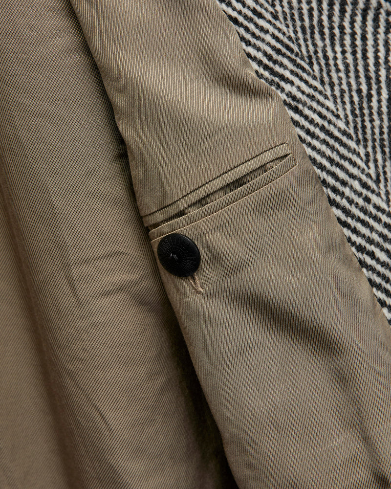 Raglan Wool Overcoat in Black/Cream Herringbone Tweed