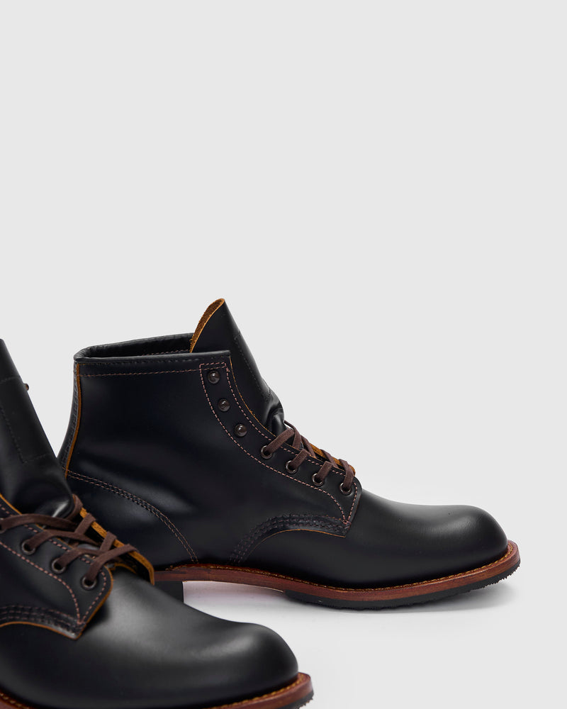 9060 Flatbox Beckman Boot in Black Klondike