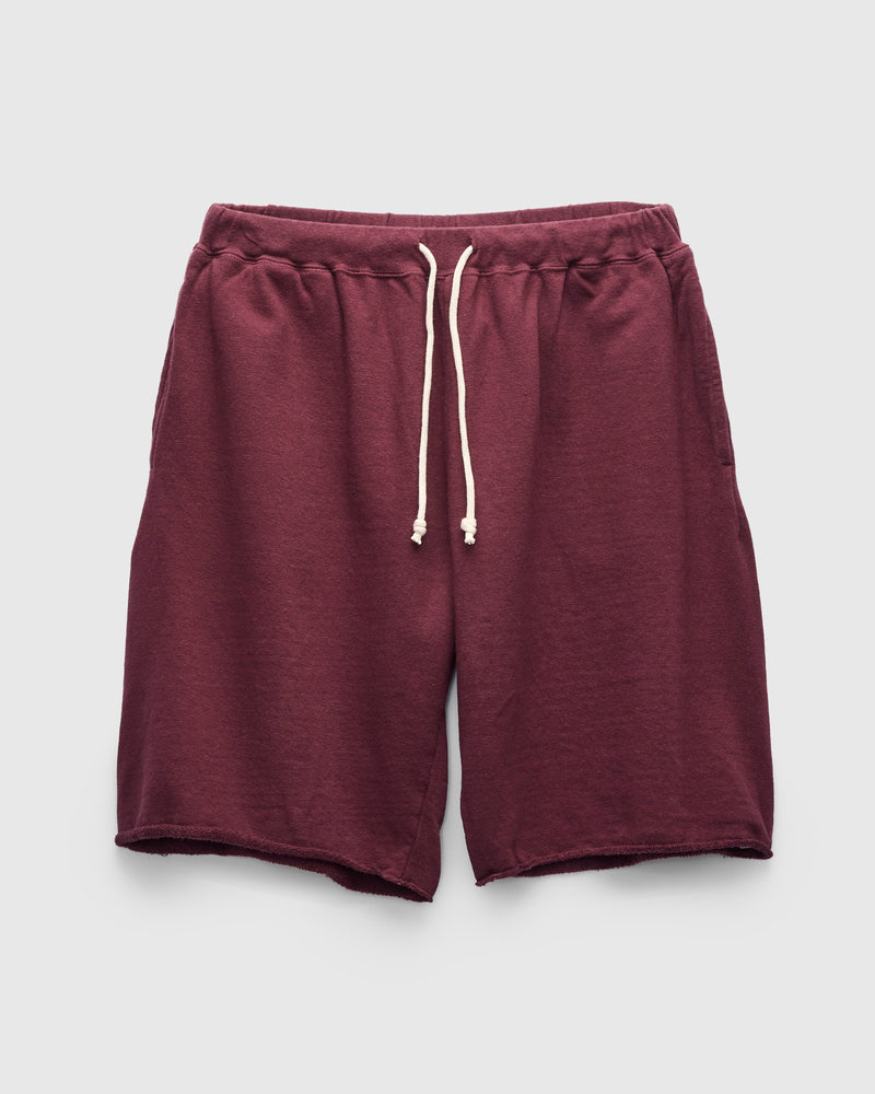 Cutoff Sweatshort in Bordeaux