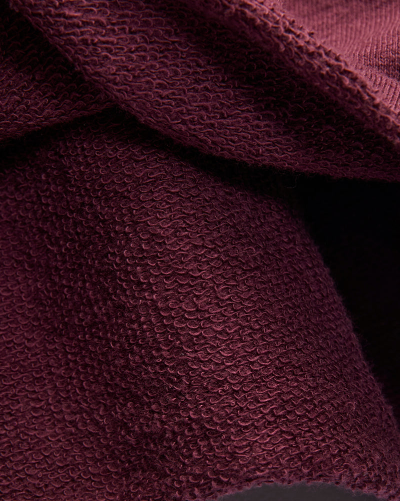 Cutoff Sweatshort in Bordeaux