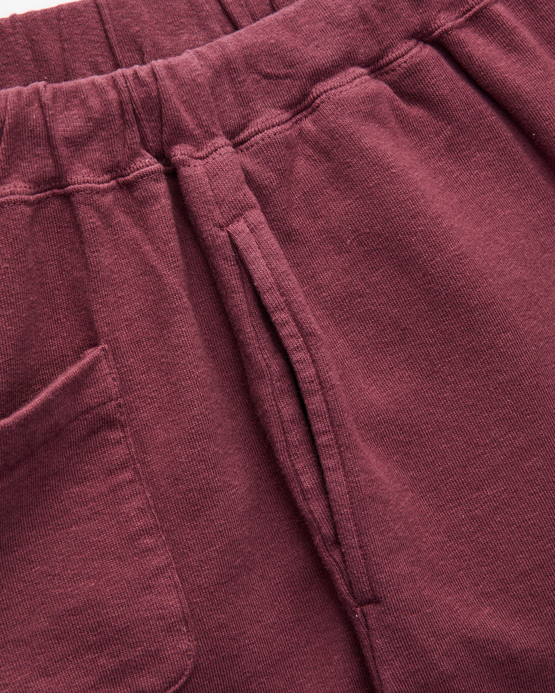 Cutoff Sweatshort in Bordeaux