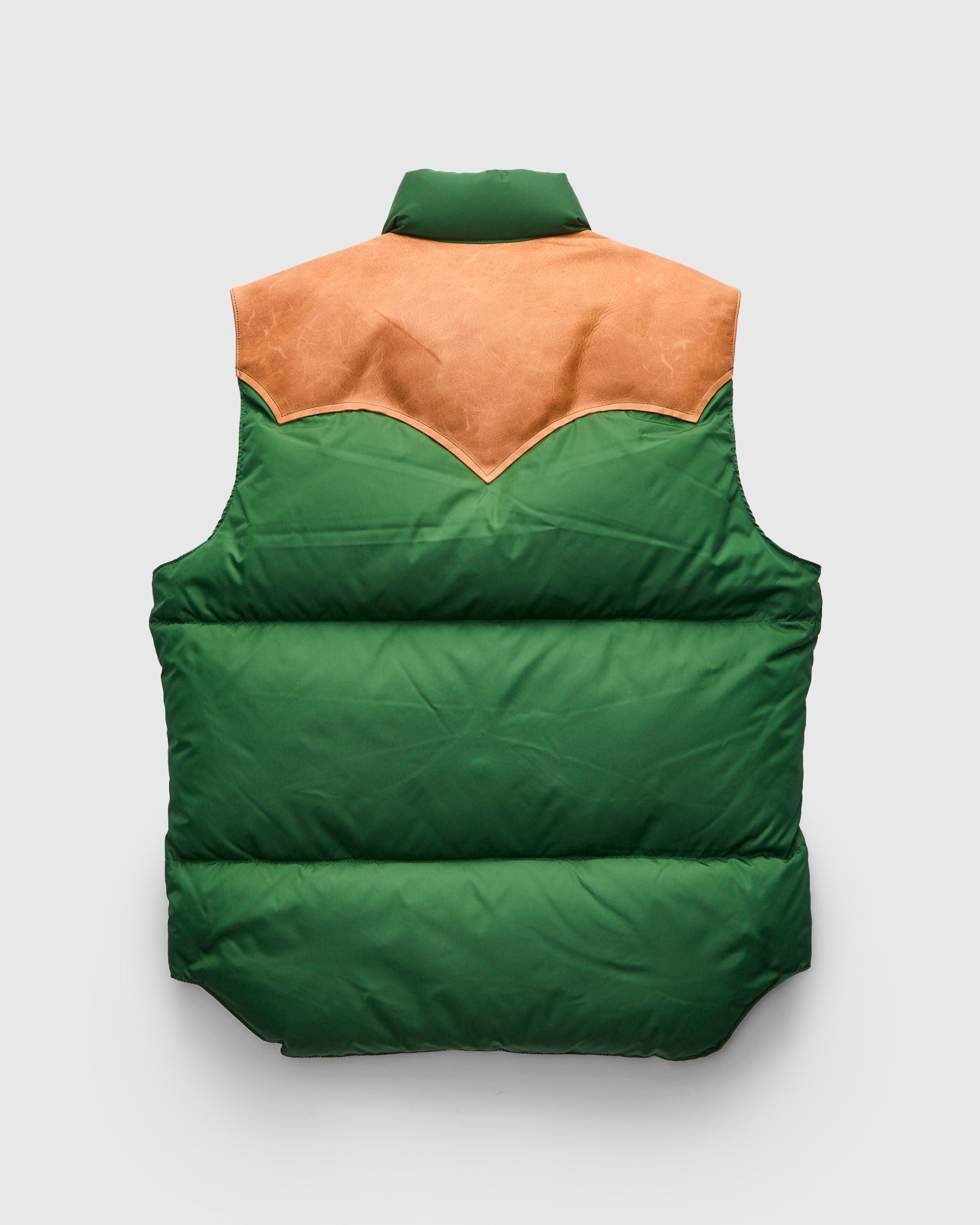 Rocky Mountain Featherbed x Warehouse Nylon Down Vest in Bottle