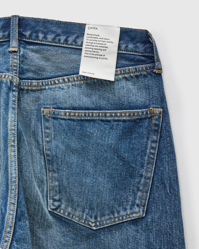 Straight 5 Pocket Selvedge Denim Pants in Medium Dark Blue Damage