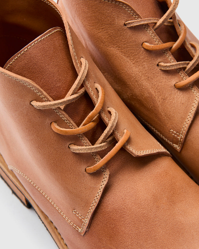 Ruggero 1906 Desert Boot in Natural Reverse Vachetta