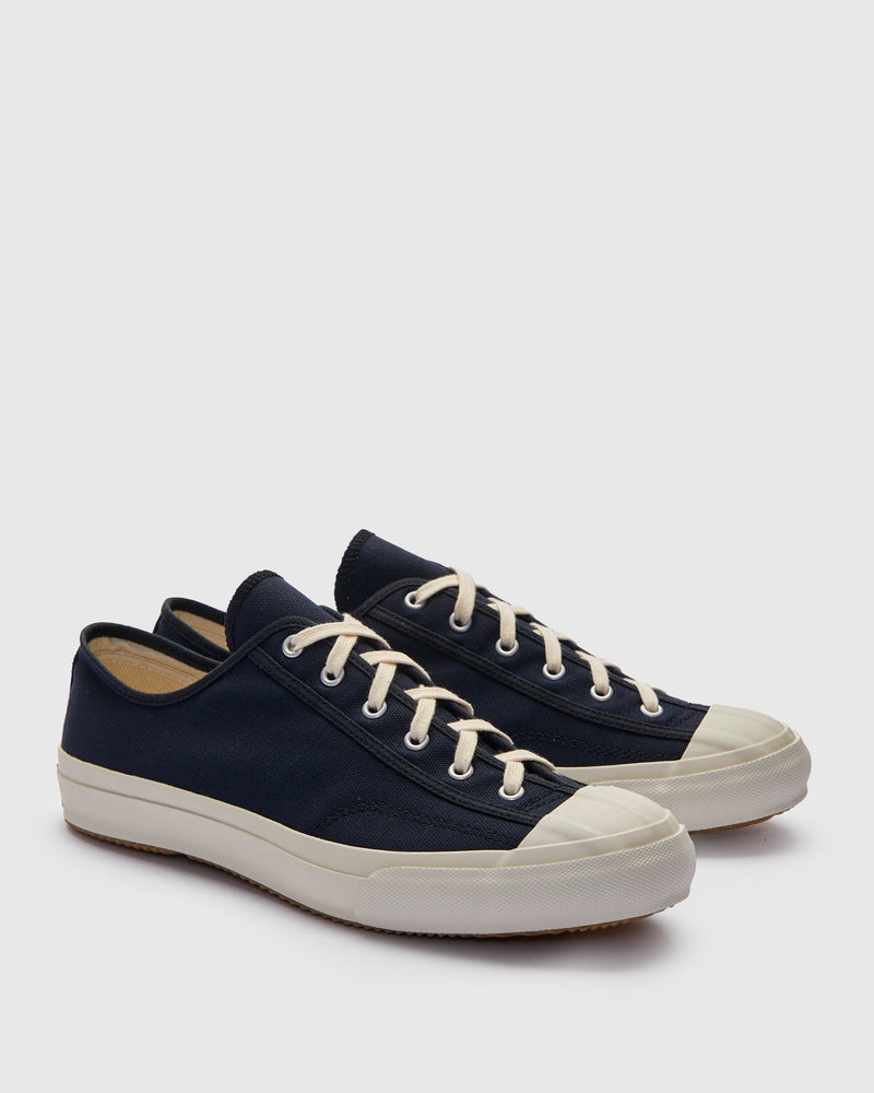 Gym Classic Sneaker in Navy