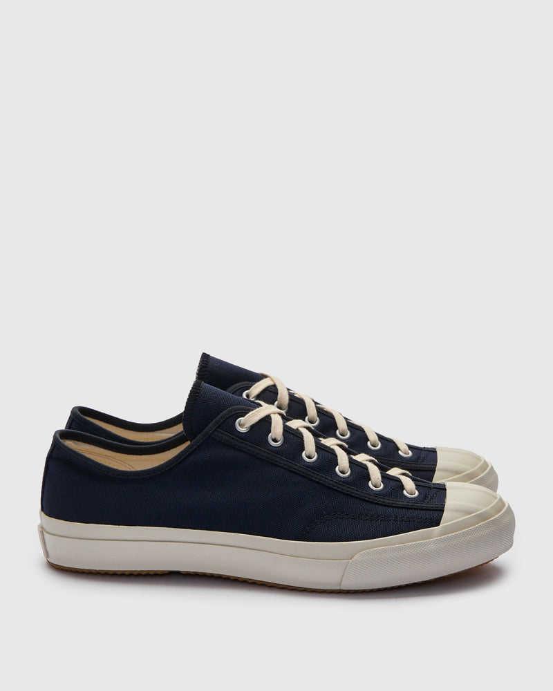 Gym Classic Sneaker in Navy