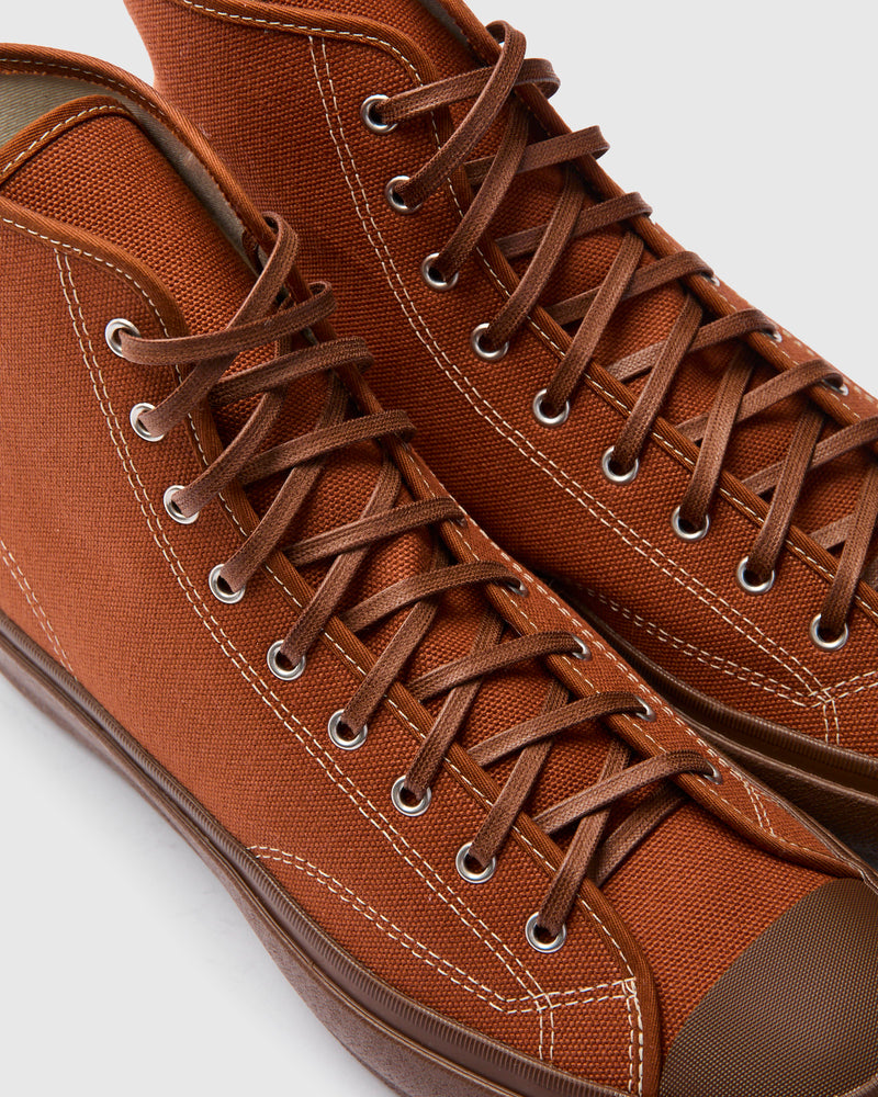 Hi Basket Sneaker in Brown