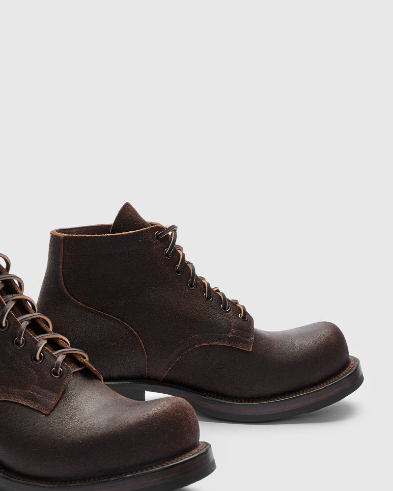 Service Boot 310 in Washed Brown Waxed Flesh