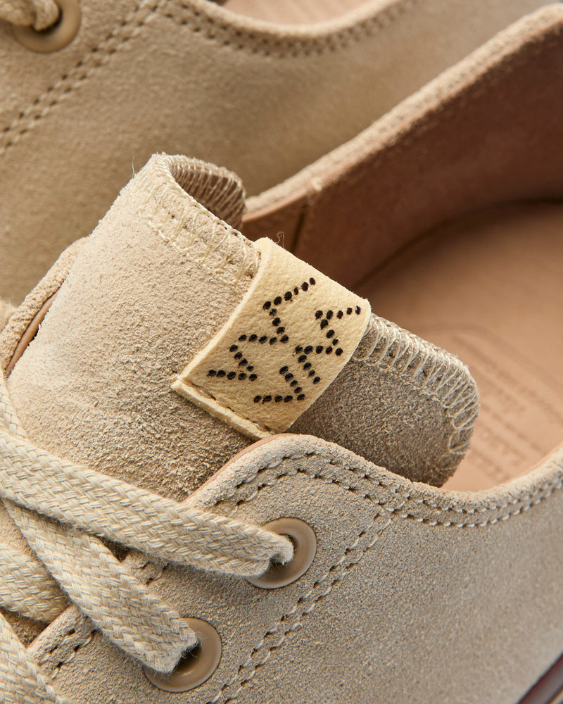 Skagway Lo Suede in Sand