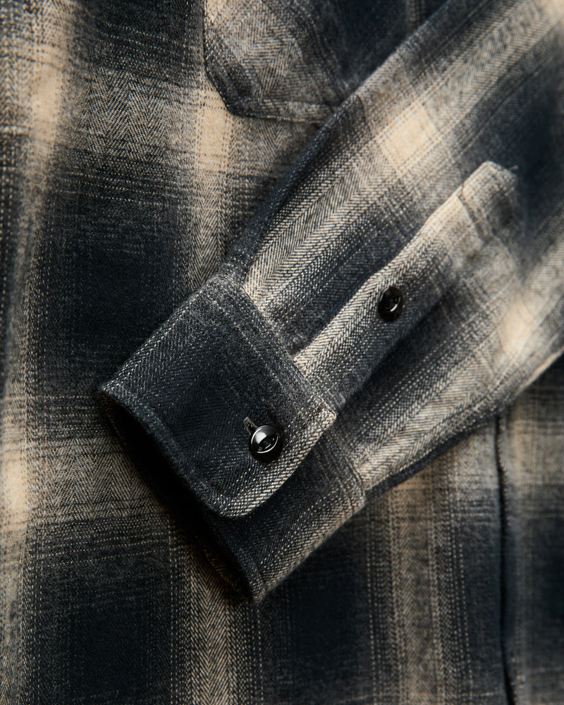 Crosscut Flannel in Black Ombre
