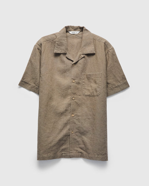 Vacation Shirt in Almond Linen