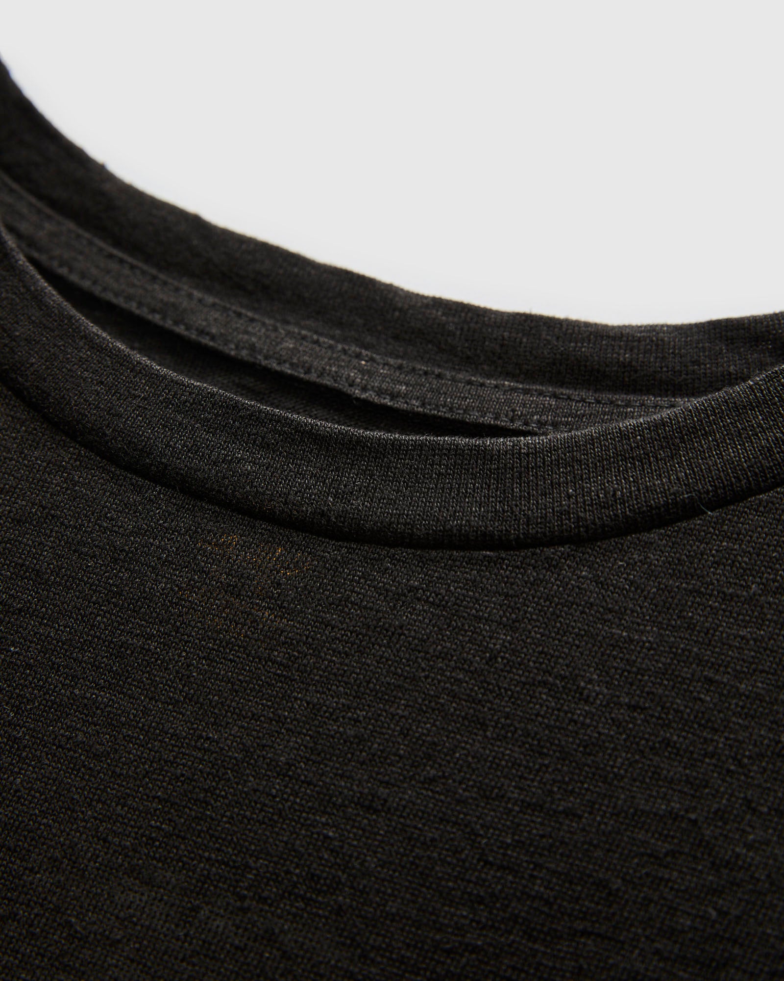 Normandy Linen T-Shirt in Black – Blue Owl Workshop